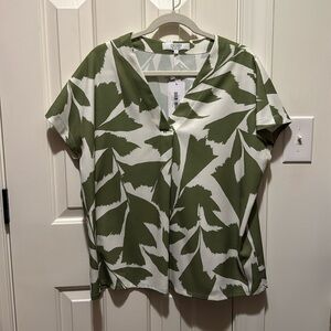 Crosby by Mollie Burch Palm print blouse size small New with Tags